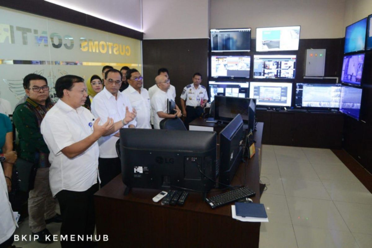 Waktu operasional Pelabuhan Tanjung Priok dioptimalkan 24 jam