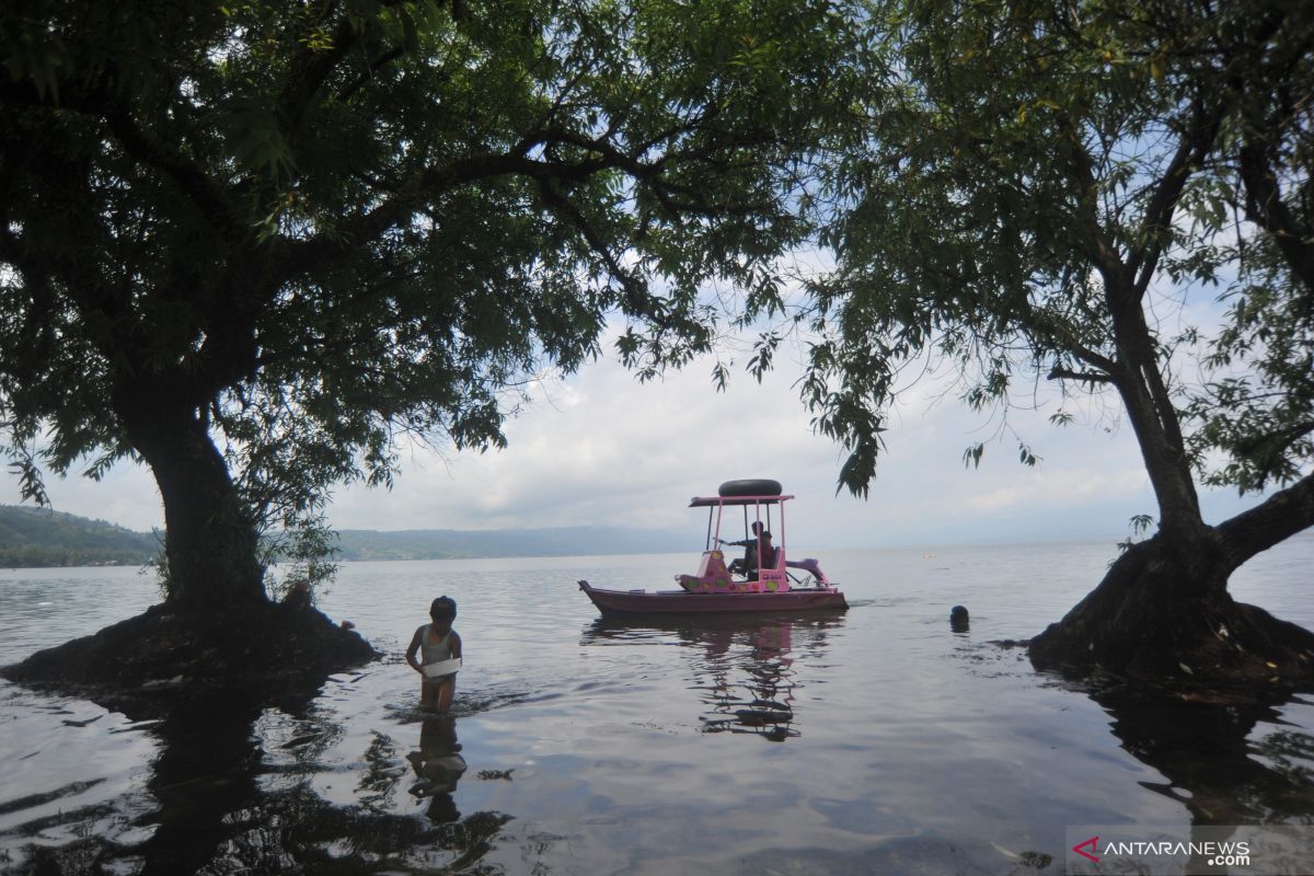 Penangkapan ikan dengan bom mulai marak di Singkarak, petugas gencarkan razia