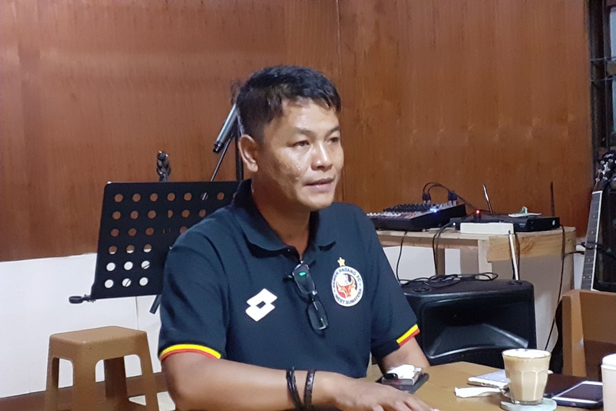 Semen Padang tunjuk Weliansyah sebagai pelatih kepala