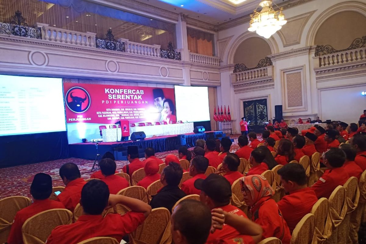 Cak Awi dipercaya pimpin PDIP Surabaya