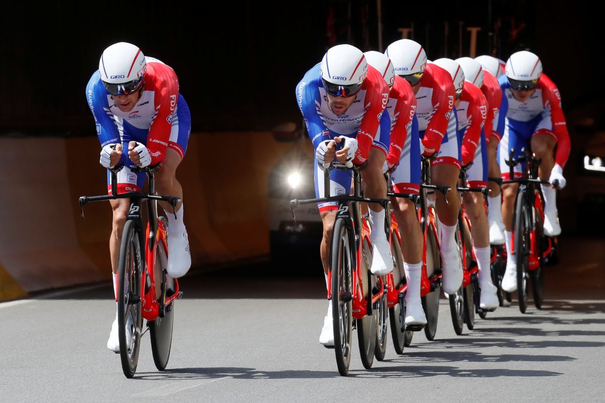 Pebalap Prancis Julian Alaphilippe juara etape tiga