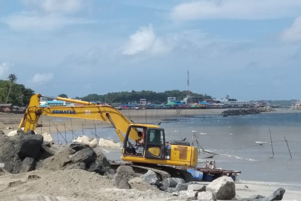 DPRD Ternate diminta tidak batalkan anggaran reklamasi pantai
