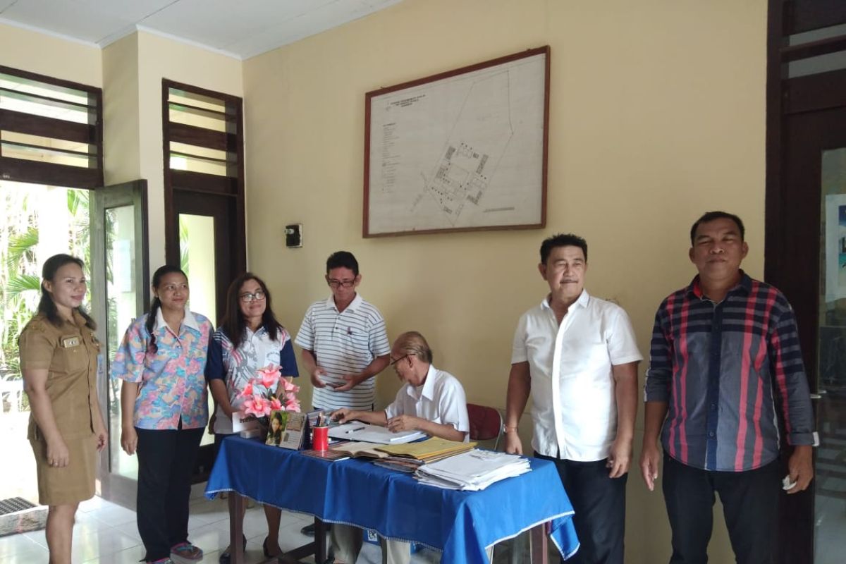 DPRD Manado turun lapangan periksa SMP di Pulau Bunaken