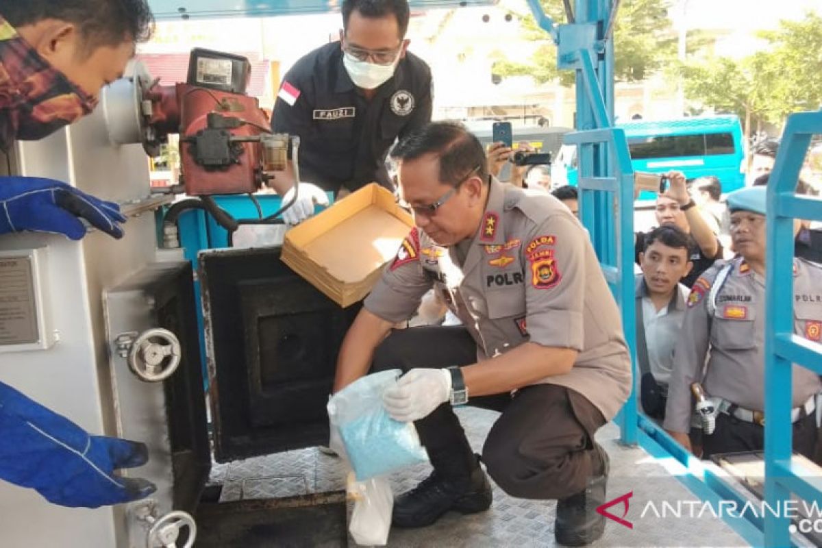 BNNP Jambi musnahkan barang bukti sabu