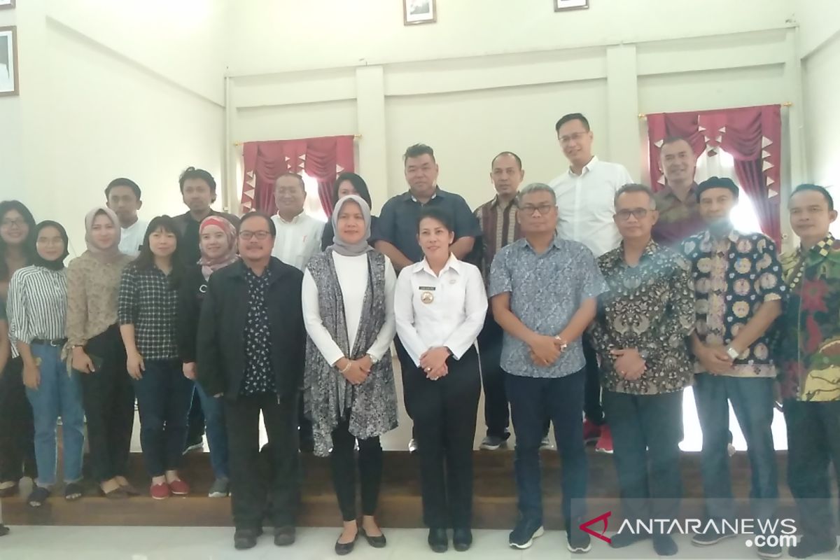 Sarawak Chambers explore cooperation with Singkawang