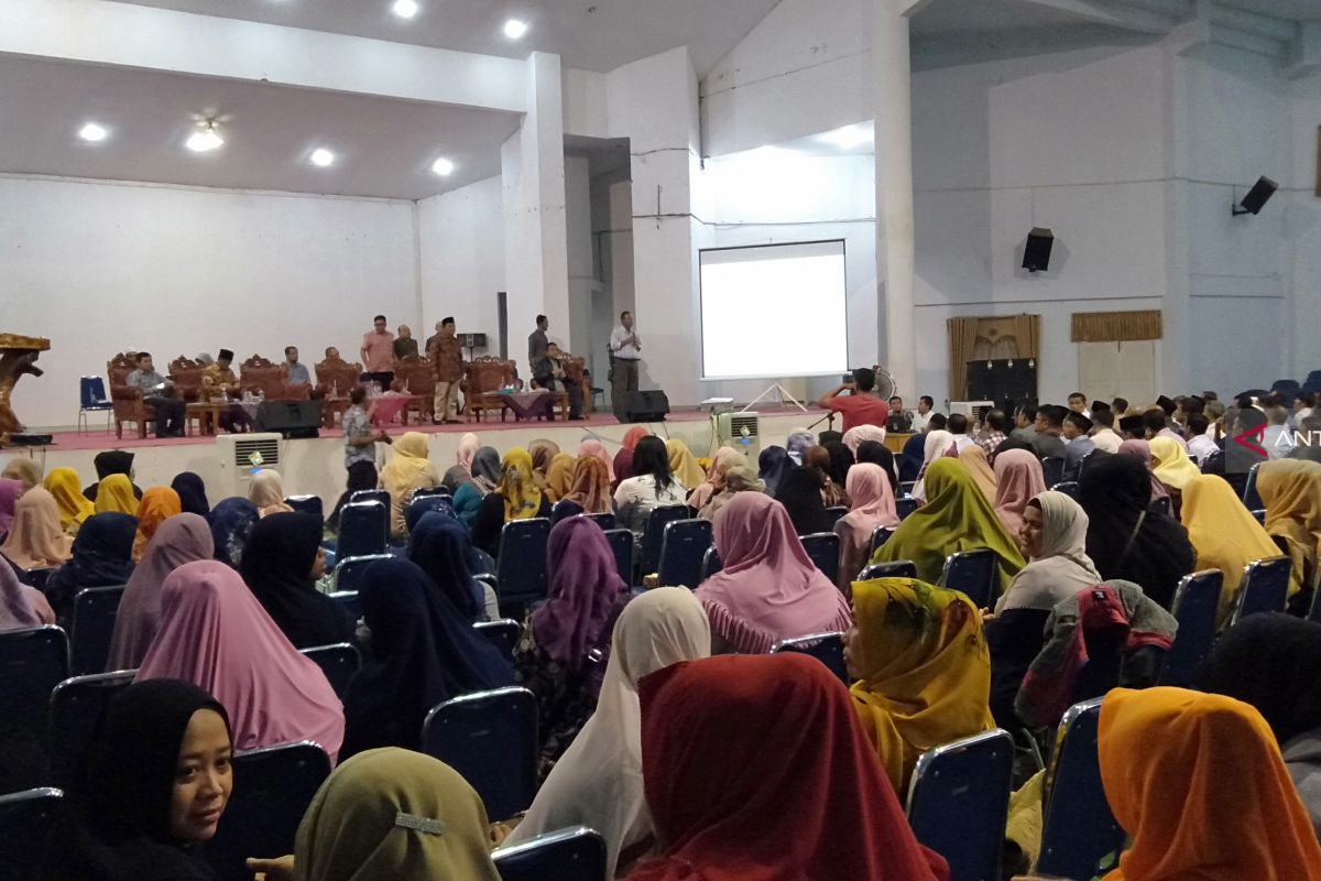 Bupati Madina paparkan program percepatan pembangunan kepada seluruh pejabat ASN