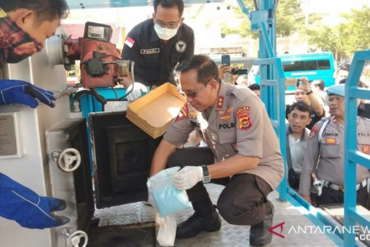 Polda bersama BNN Jambi musnahkan Barang bukti narkoba senilai 10 miliar