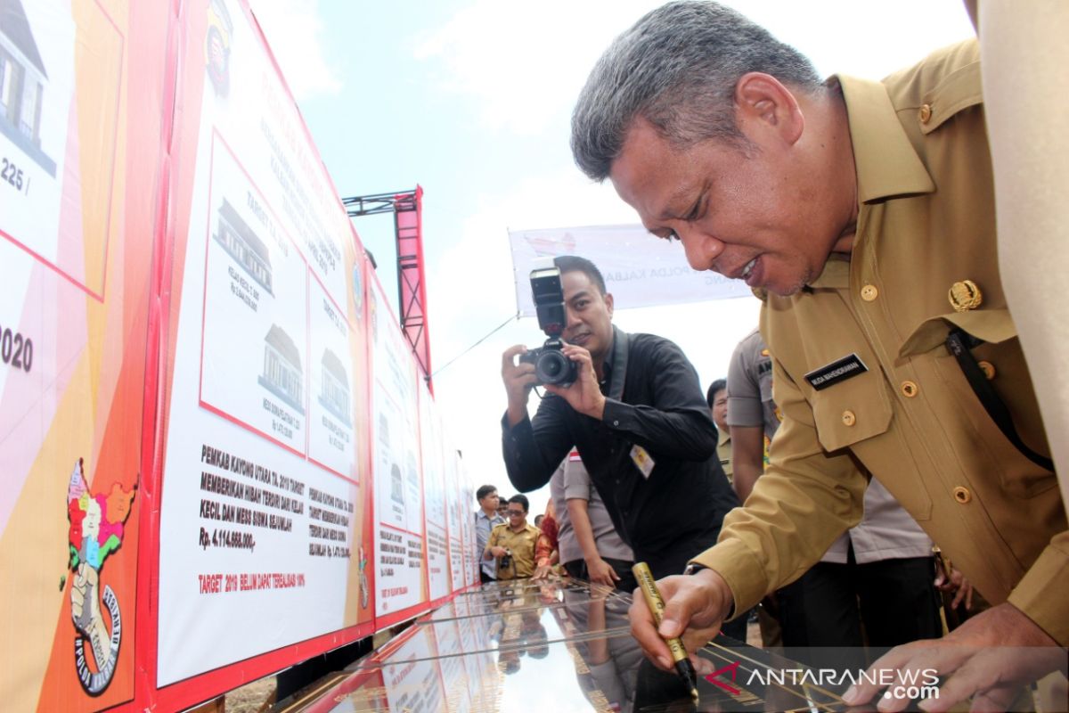 Kubu Raya hibahkan Rp2,6 miliar untuk pembangunan SPN di Singkawang