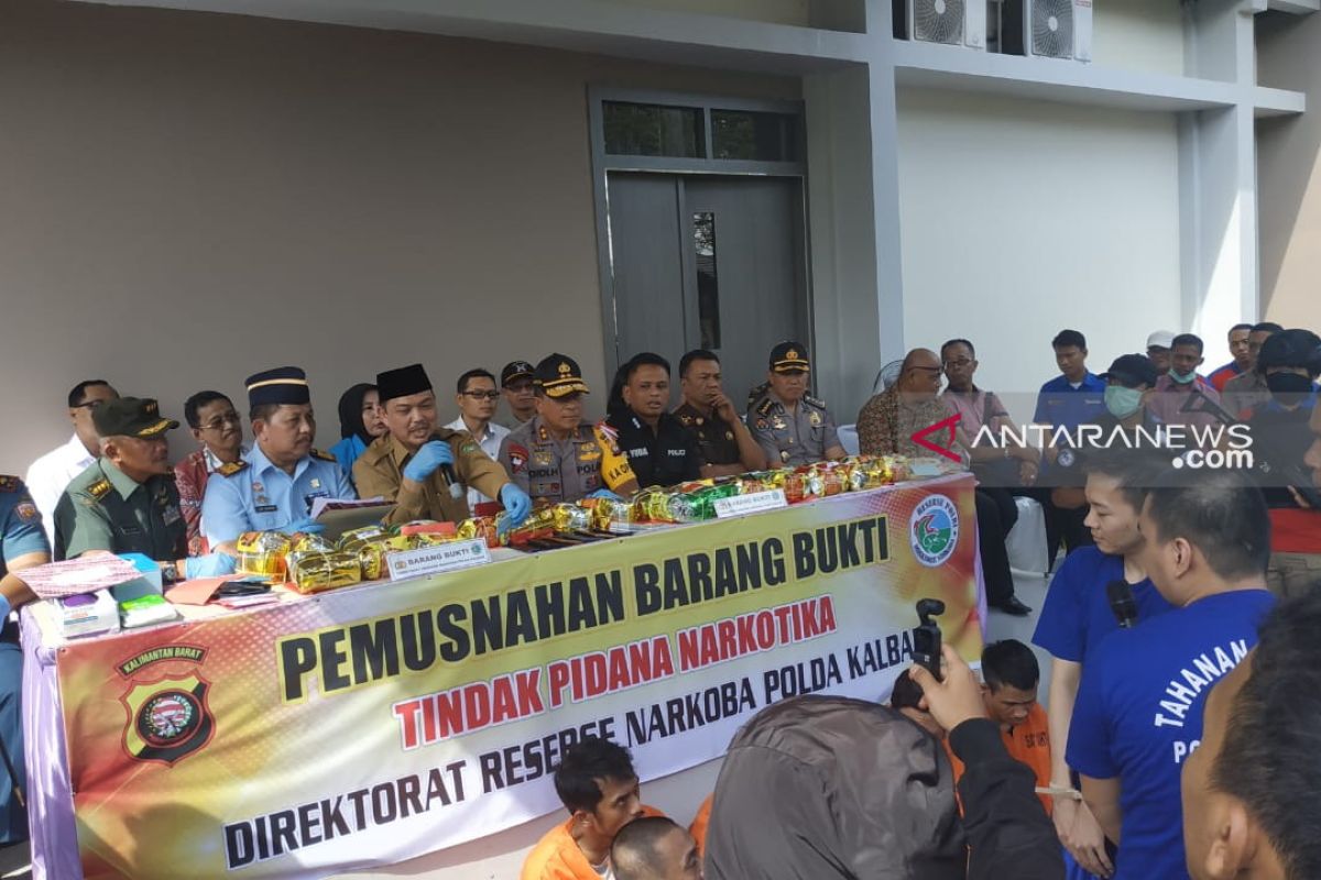 Polda Kalbar musnahkan sebanyak 25 kilogram sabu-sabu