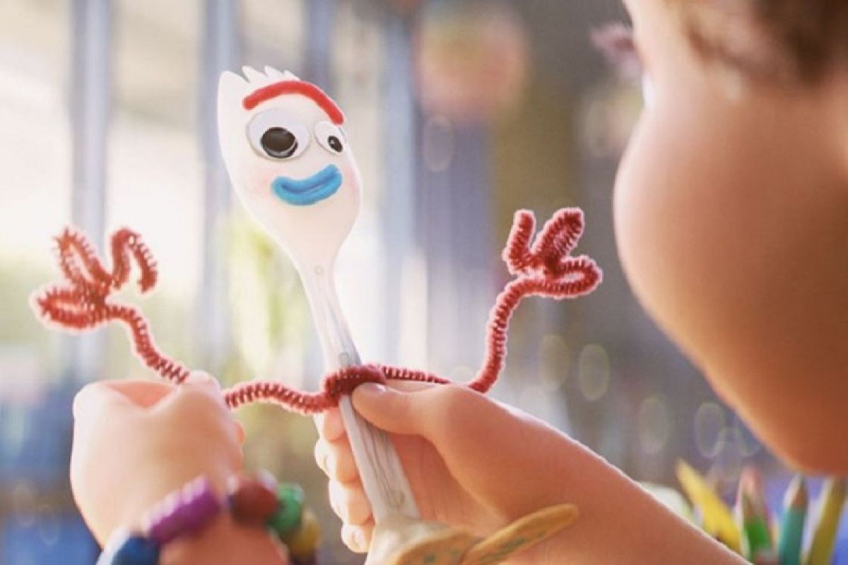 Komisi Keamanan Produk Amerika Serikat, mainan Forky "Toy Story 4" ditarik