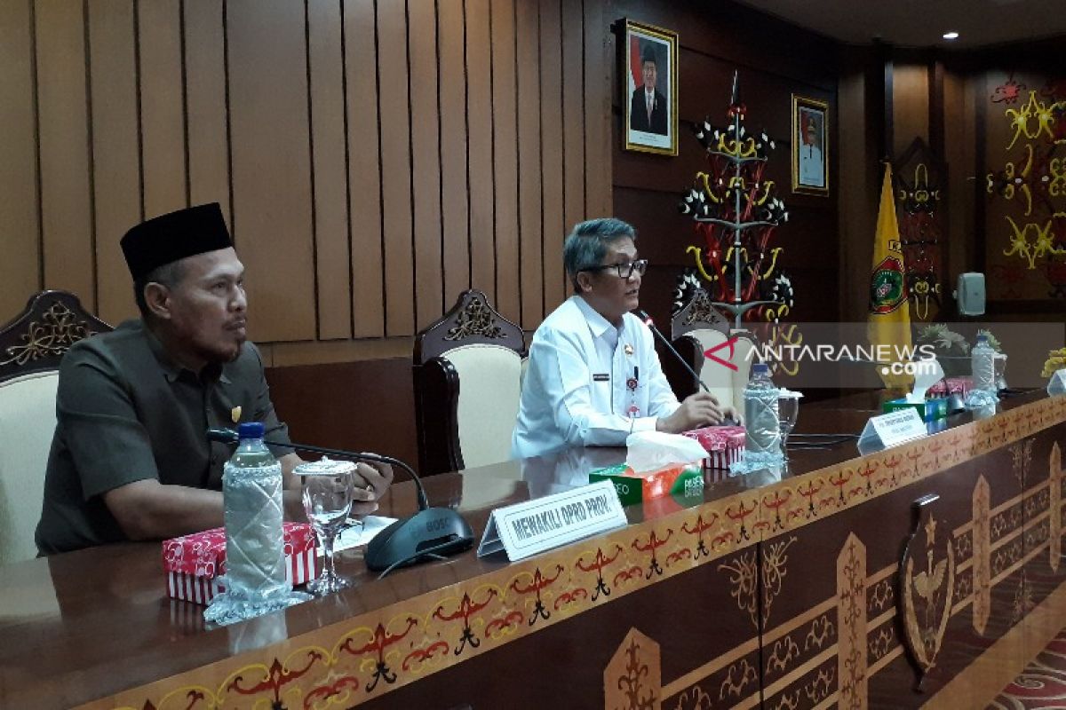 Jemaah calon haji Kalteng gagal berangkat melalui embarkasi antara