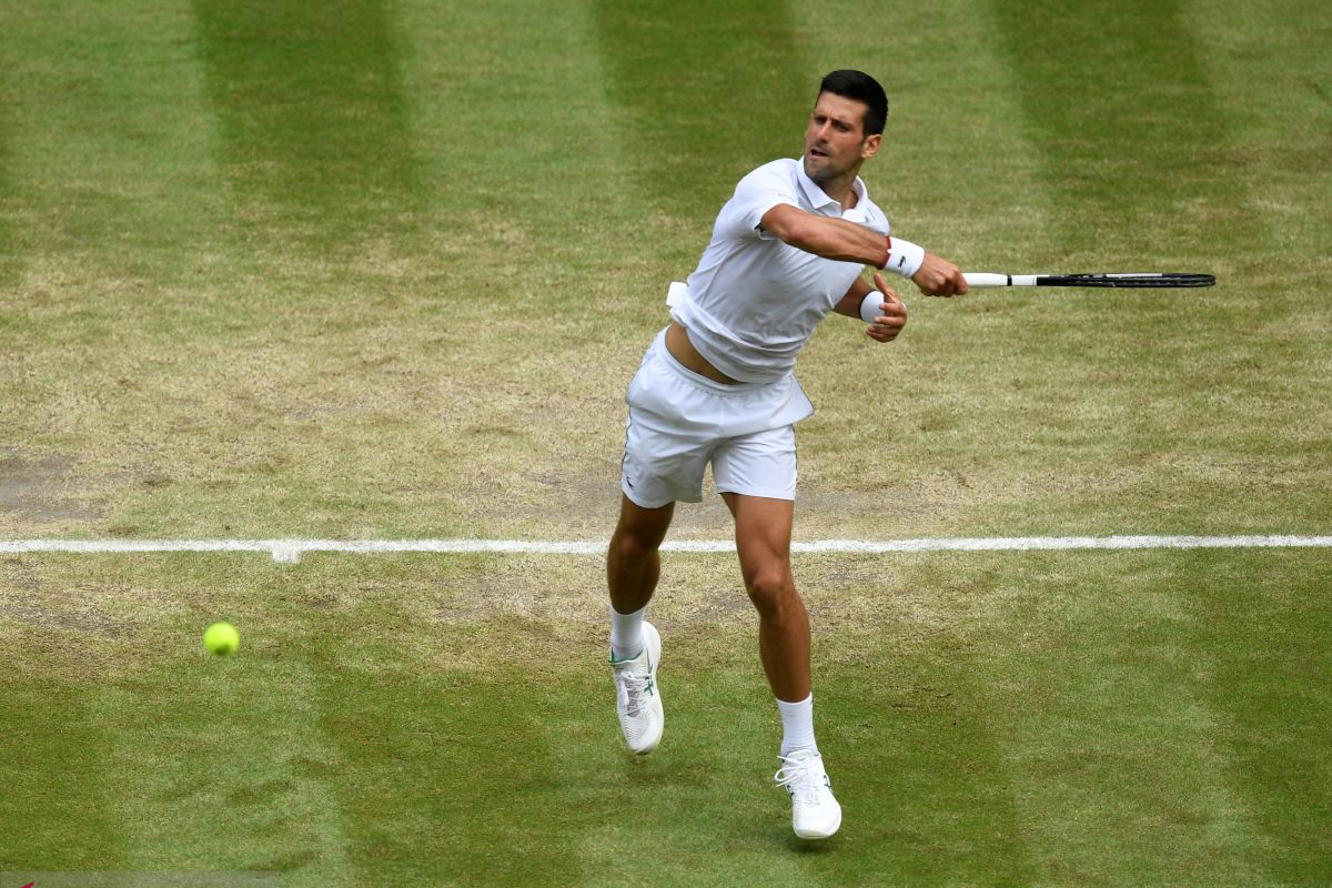 Djokovic pastikan tiket semifinal ke-9 di Wimbledon