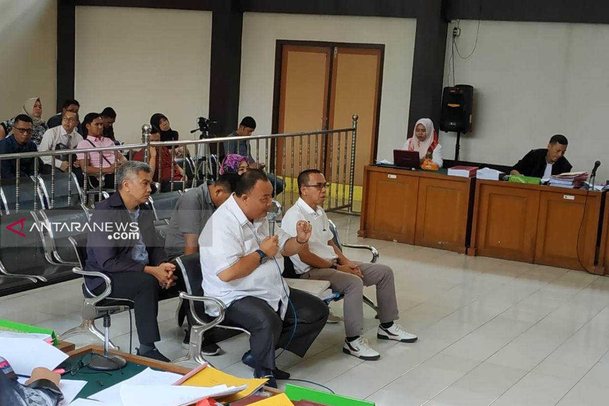 Lima komisioner KPU Palembang dituntut enam bulan penjara