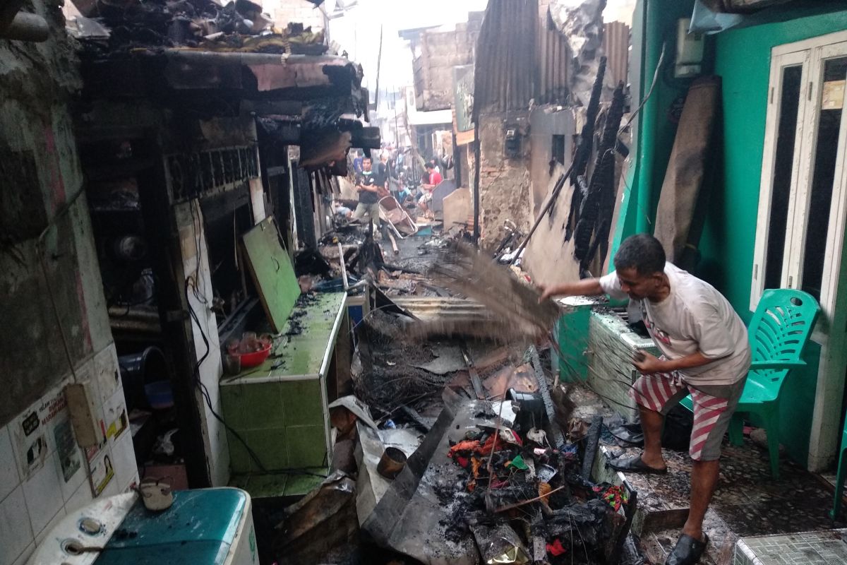 Sekitar 1.400 jiwa diungsikan di kebakaran Tebet Jakarta Selatan