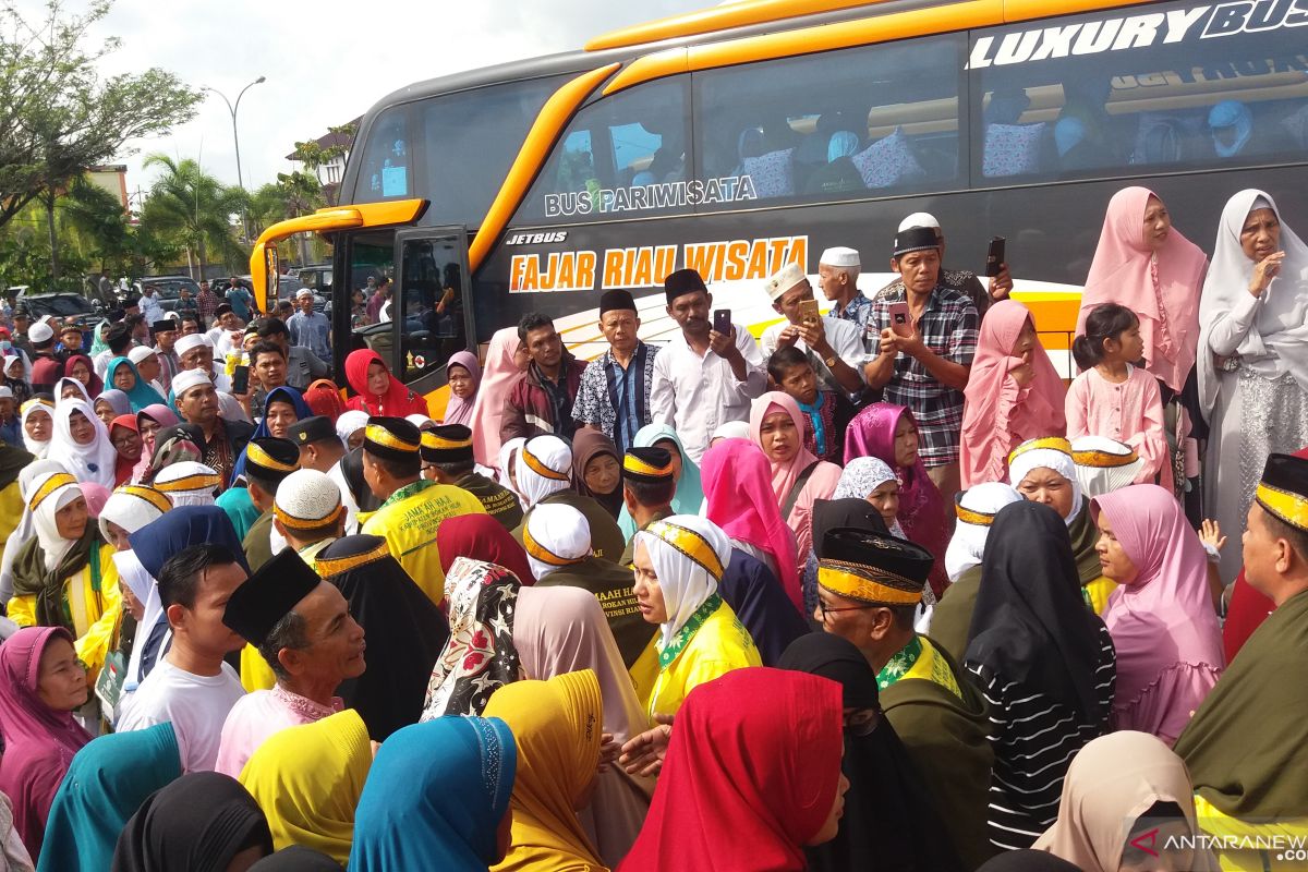 231 JCH Rokan Hilir berangkat ke Pekanbaru