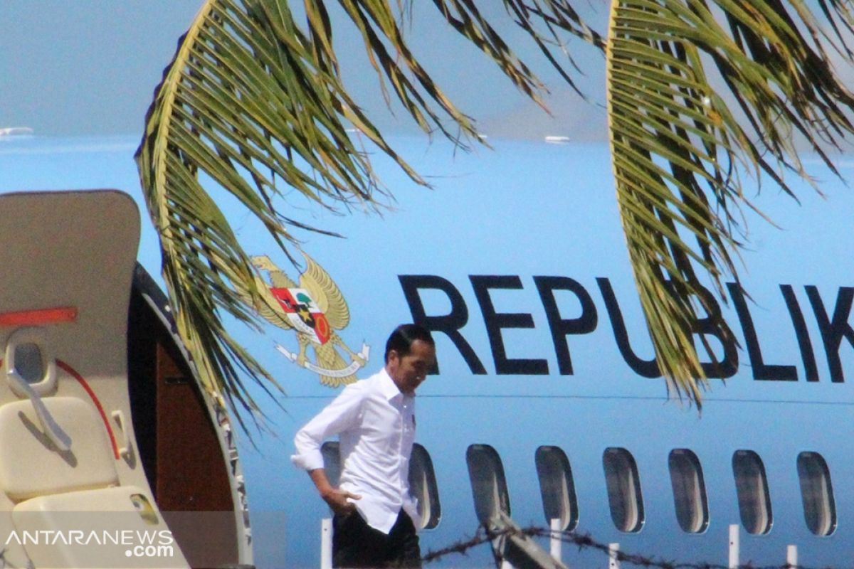 Presiden Joko Widodo tinjau sejumlah destinasi wisata di Manggarai Barat