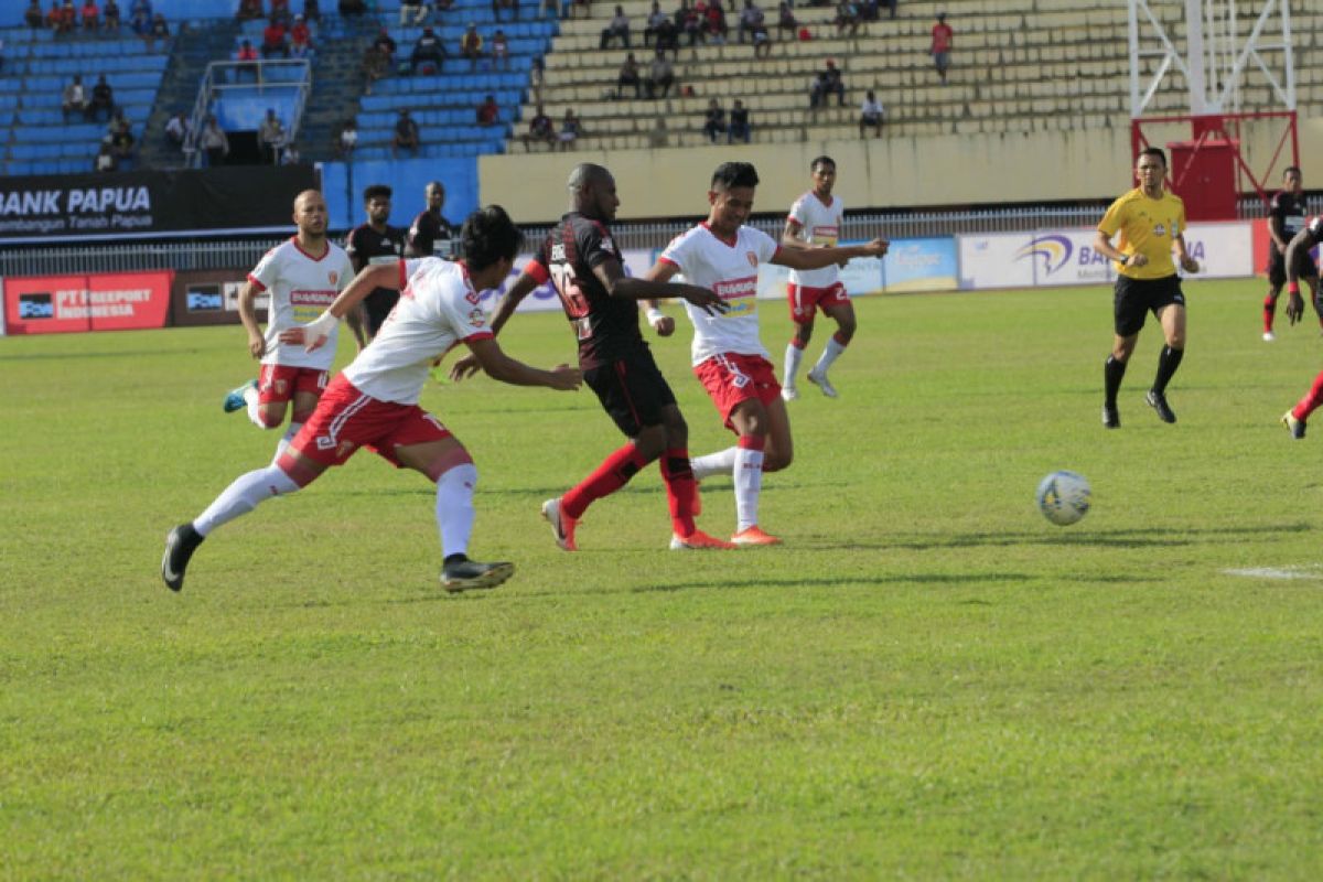 Persipura ditahan imbang 1-1 oleh Badak Lampung