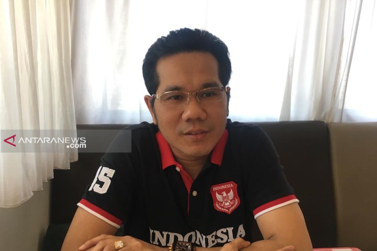 Whisnu dinilai berhasil pimpin PDIP Surabaya raih kategori DPC terbaik