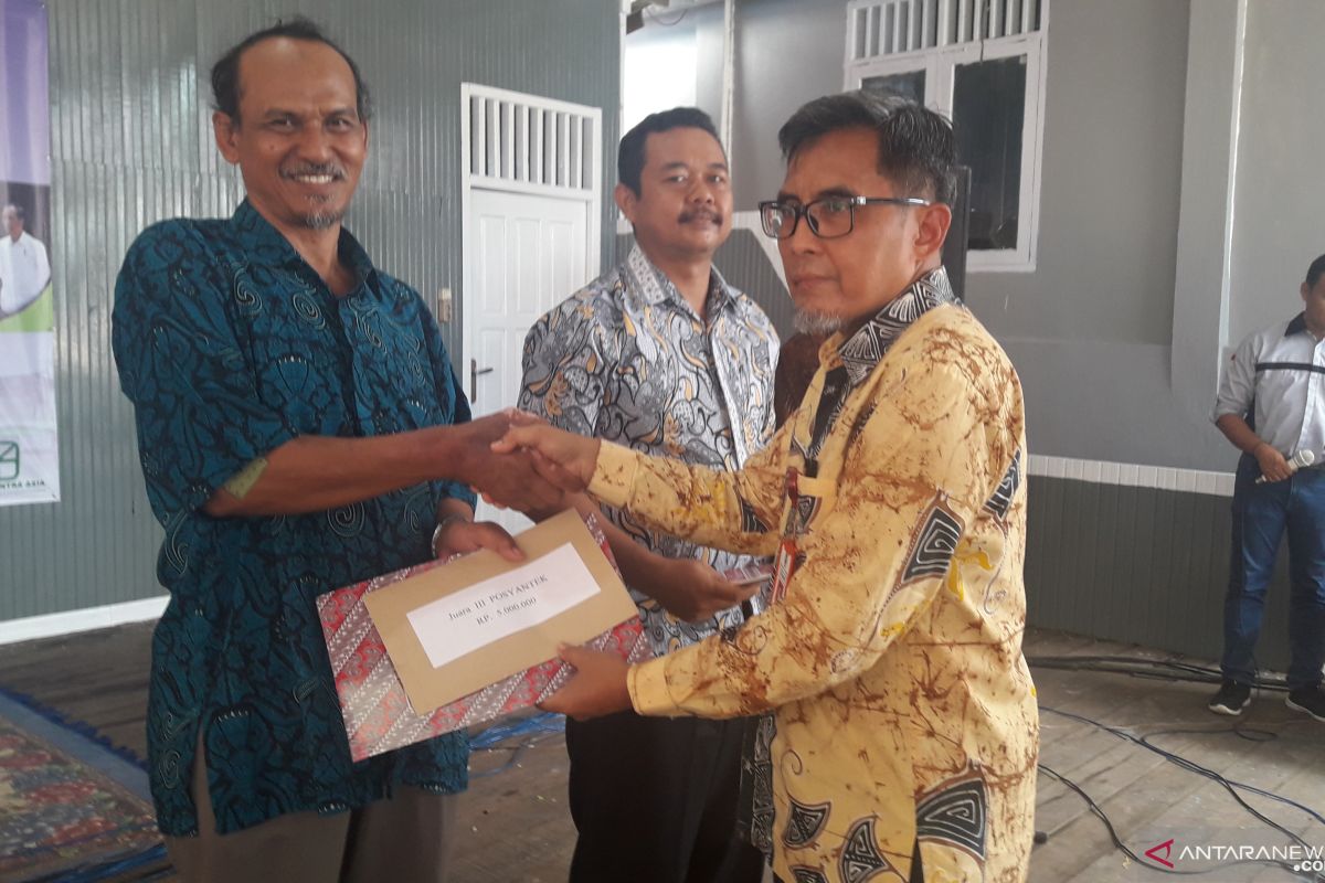 Jauhar Serahkan Hadiah Gelar TTG Kaltim 2019