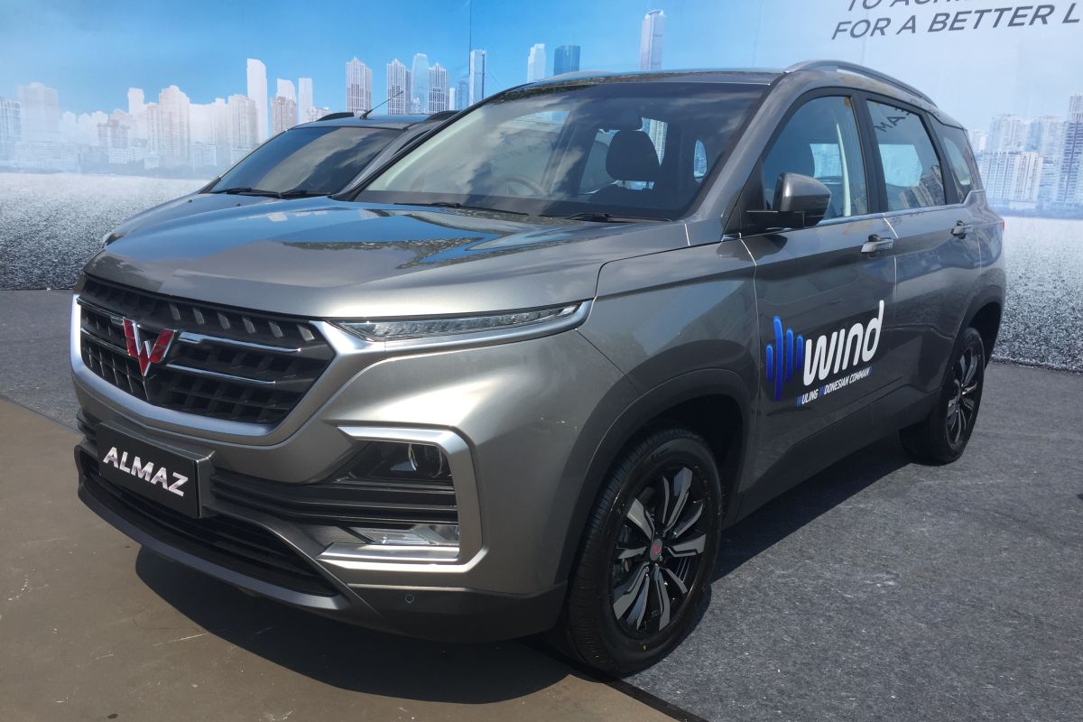 Wuling kenalkan varian Almaz tujuh penumpang berteknologi Wind