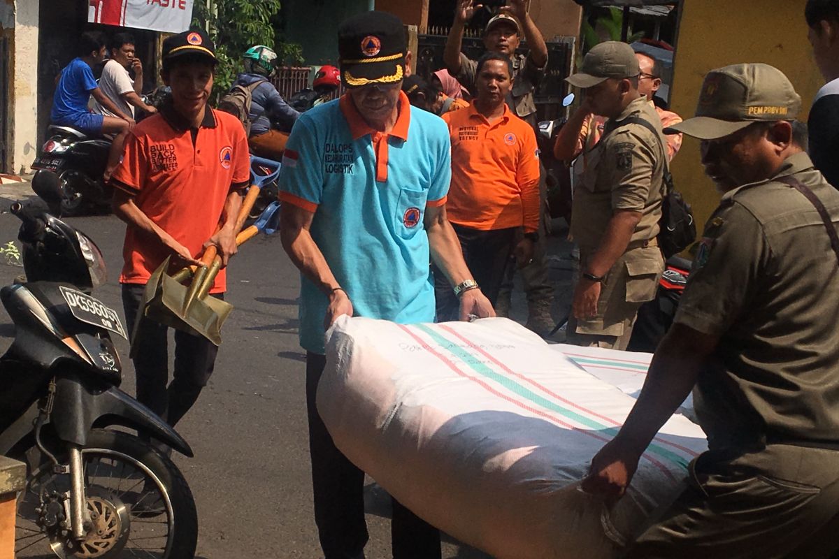 Korban kebakaran Tebet dibanjiri bantuan