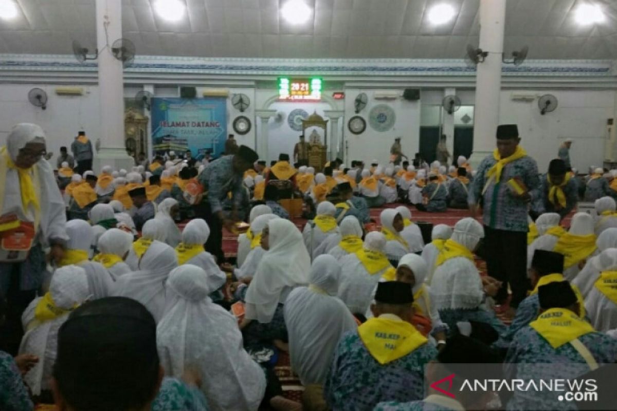 450 JCH Maluku Utara masuk asrama haji