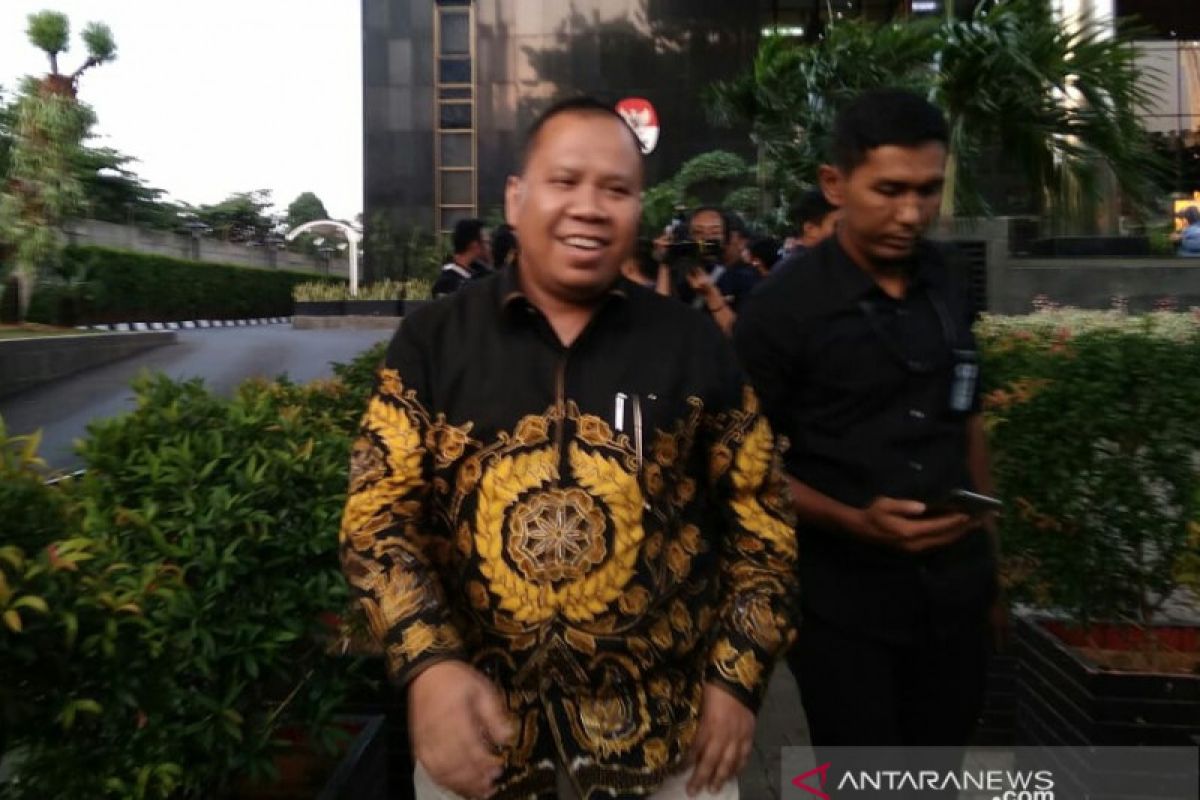 KPK dalami peran Bupati Kepulauan Meranti soal pengurusan DAK