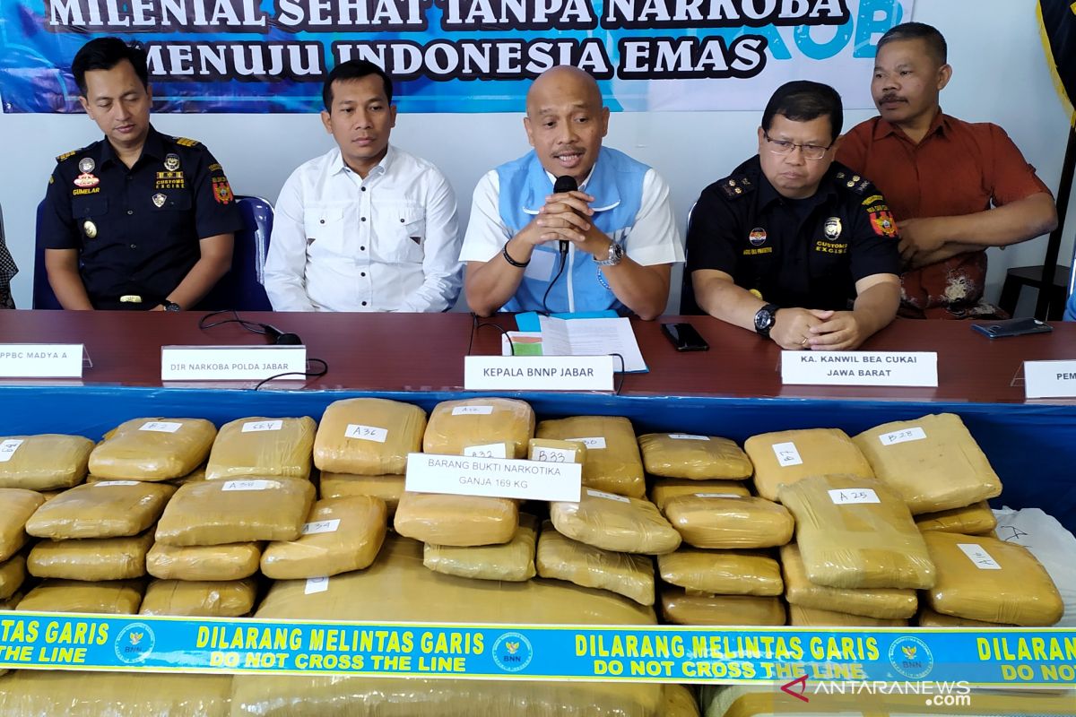 BNNP Jawa Barat gagalkan peredaran 169 kilogram ganja