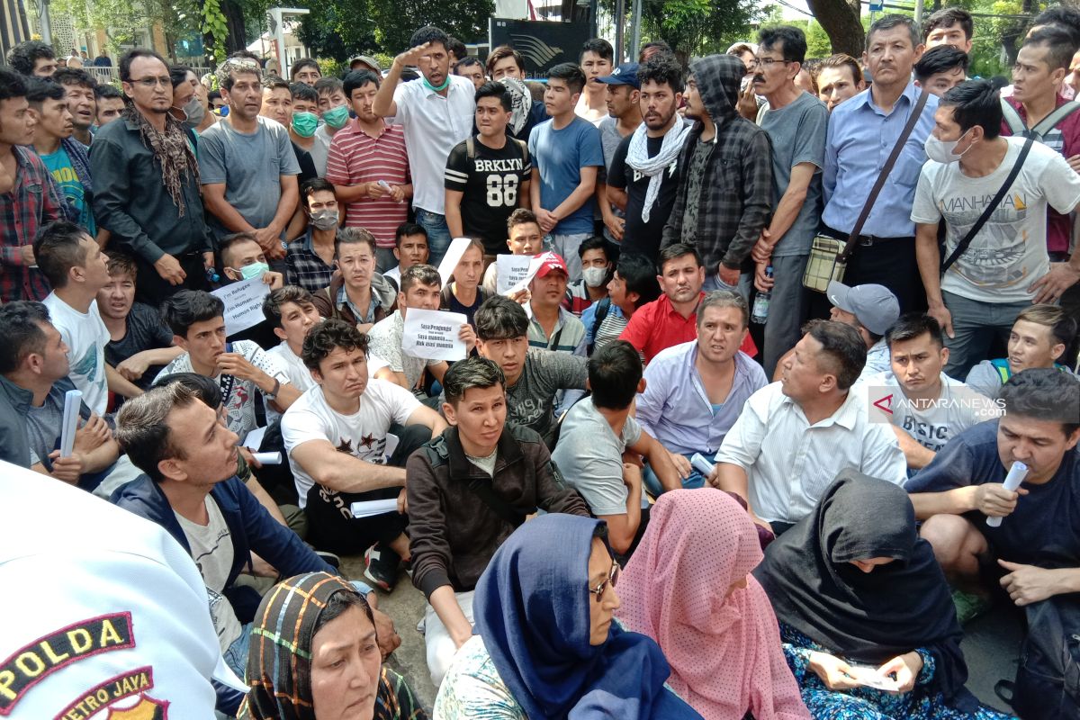 Kebon Sirih's several hundred asylum seekers need food assistance