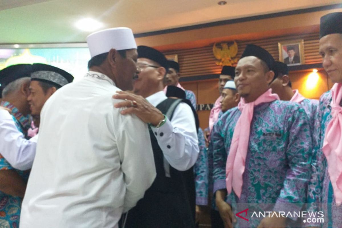 JCH asal Belitung diminta perbanyak konsumsi buah-buahan