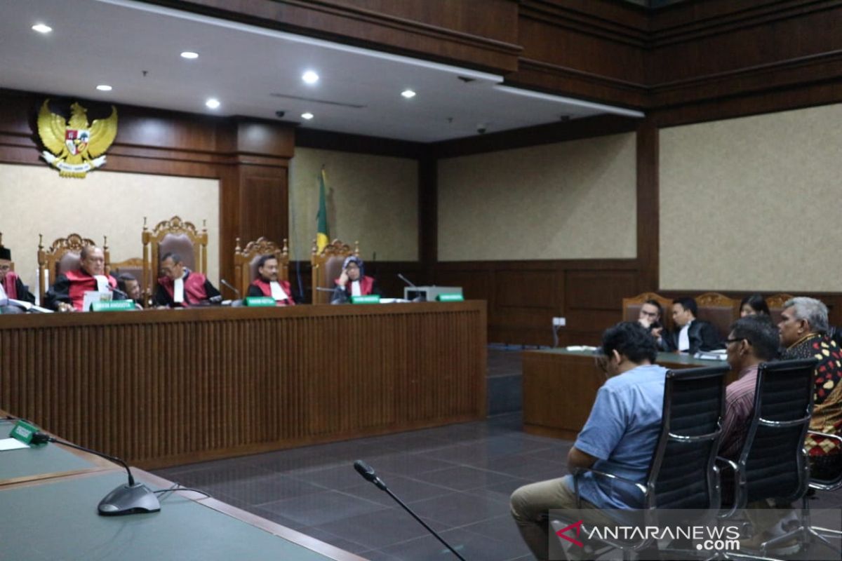 Pengusaha dan advokat terbukti menyuap hakim PN Jakarta Selatan