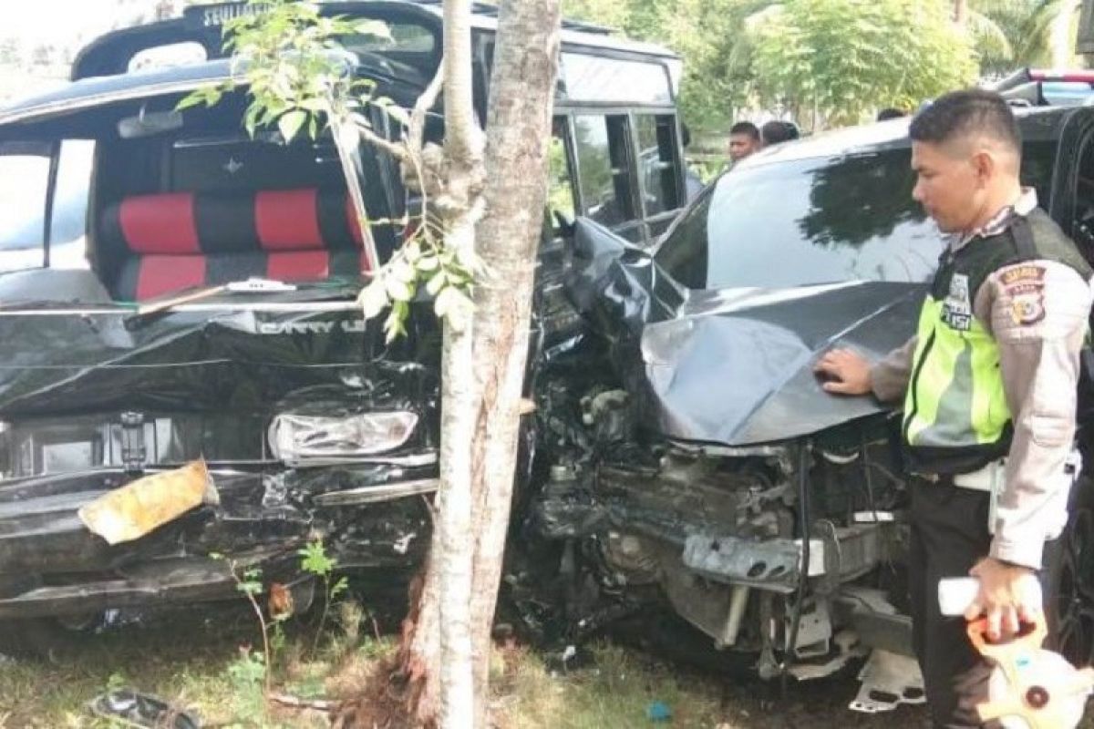 Tabrakan beruntun di lintas nasional Aceh akibatkan 10 orang dilarikan ke RS