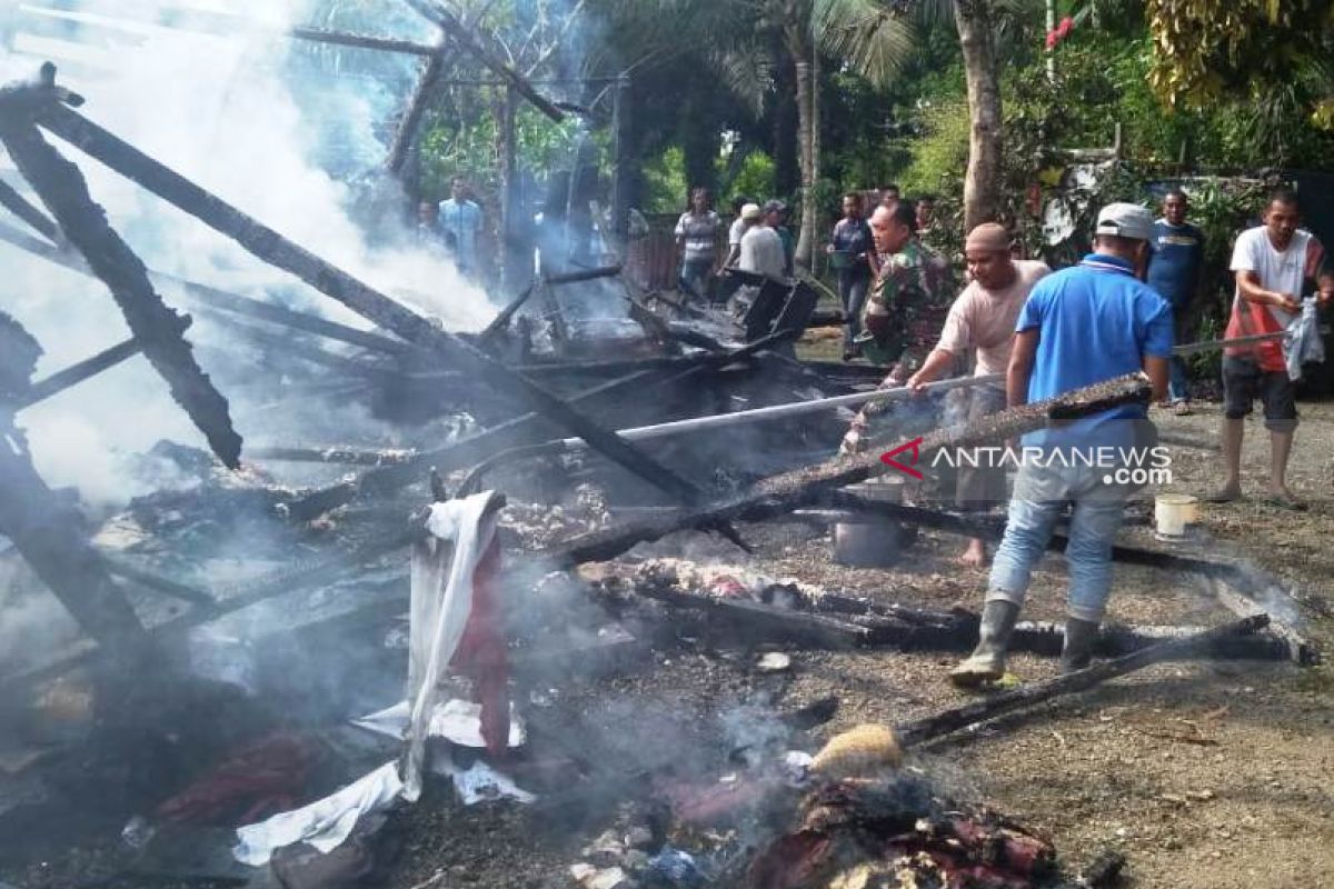 Satu rumah warga di Nagan Raya terbakar