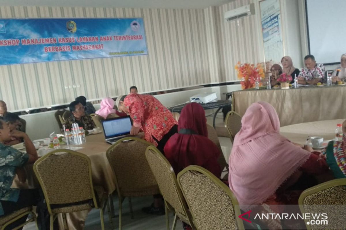 Pemkab Tulungagung dorong pemdes alokasikan dana desa untuk program perlindungan anak