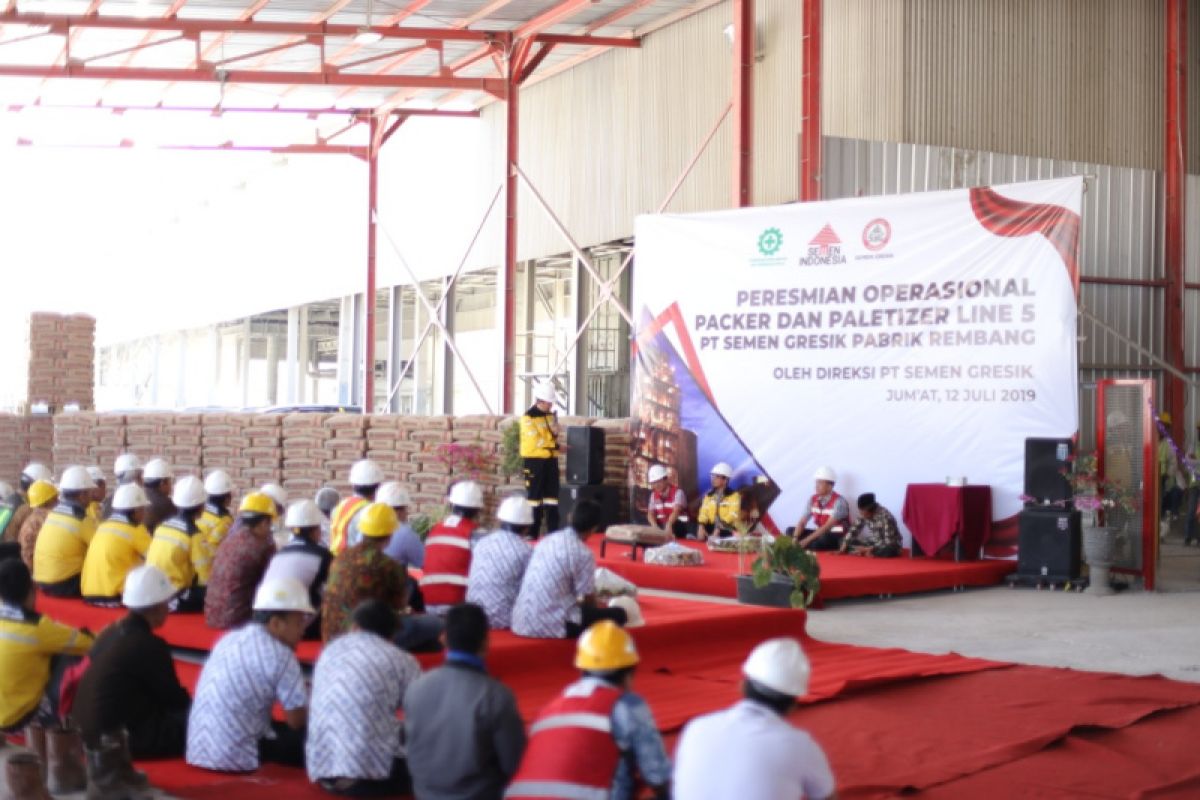 Semen Gresik tambah kapasitas produksi pabrik Rembang