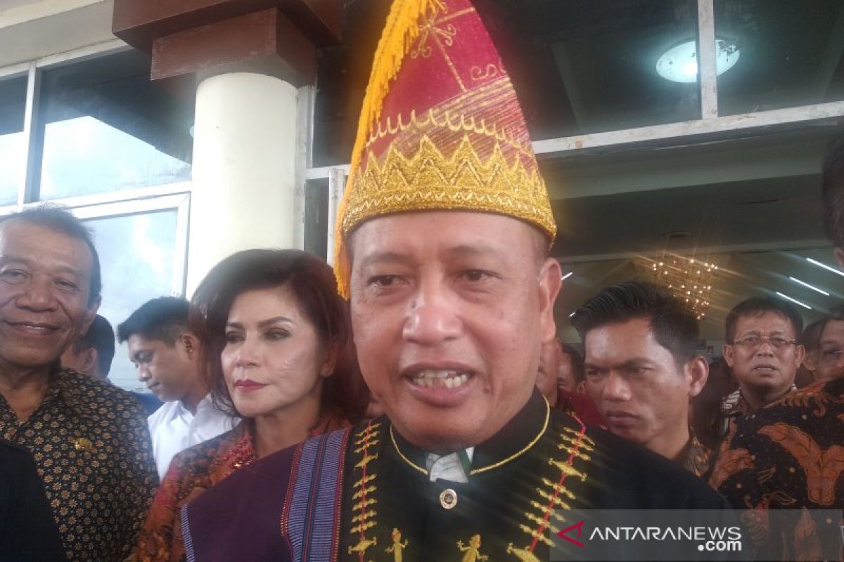 Menristekdikti sebut perlu ada perguruan tinggi di Kabupaten Dairi