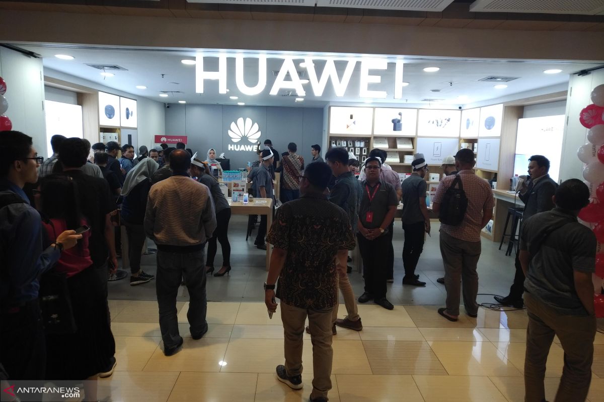 Huawei dikabarkan akan luncurkan smart TV