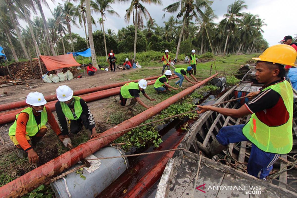 Kurang 4 persen desa di Riau bakal terang