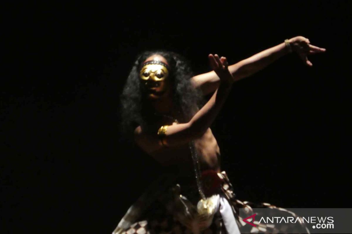 seniman tari dari 10 negara tampil di ASEAN Contemporary Dance Festival