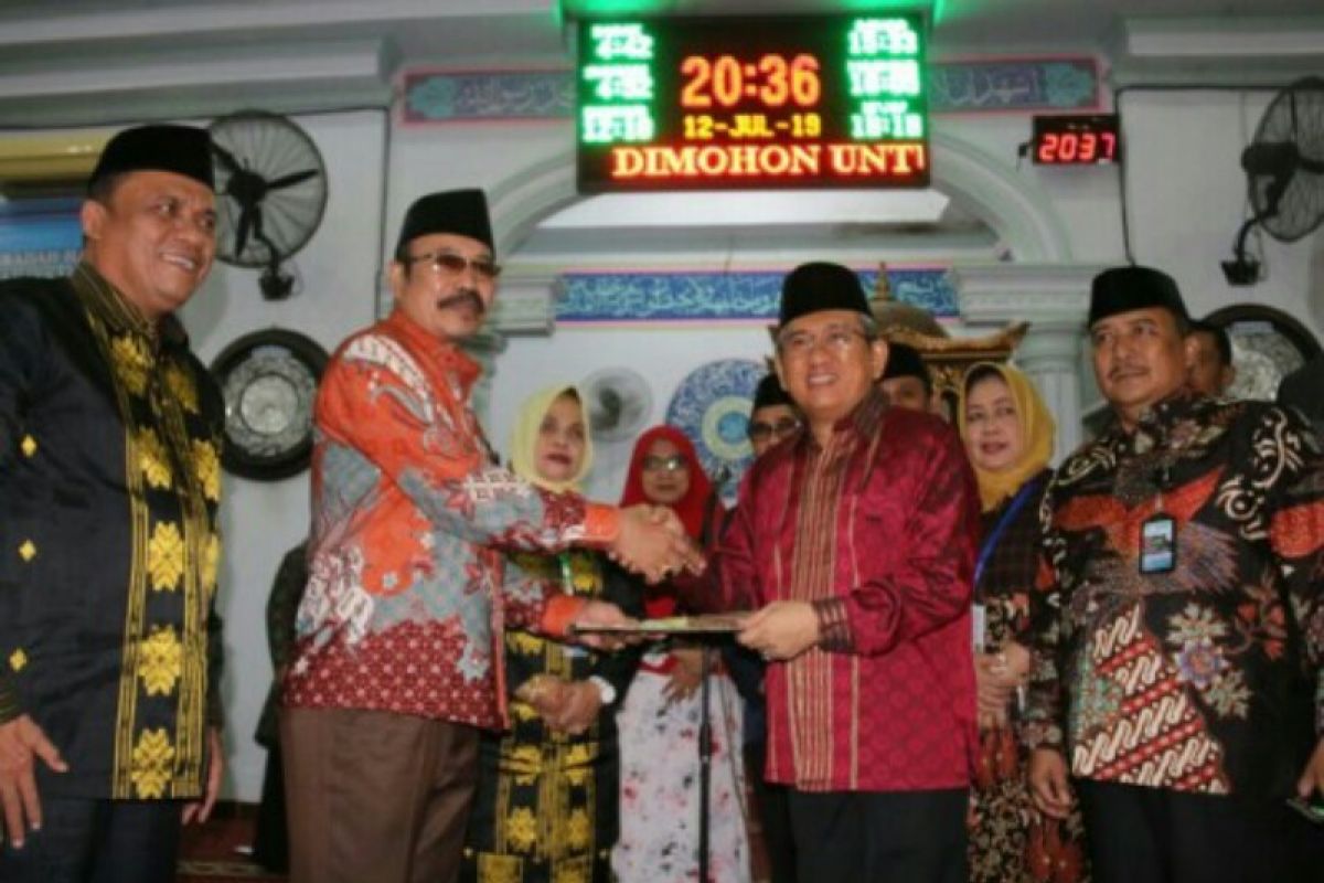 450 JCH Sulbar diterima PPIH embarkasi Makassar
