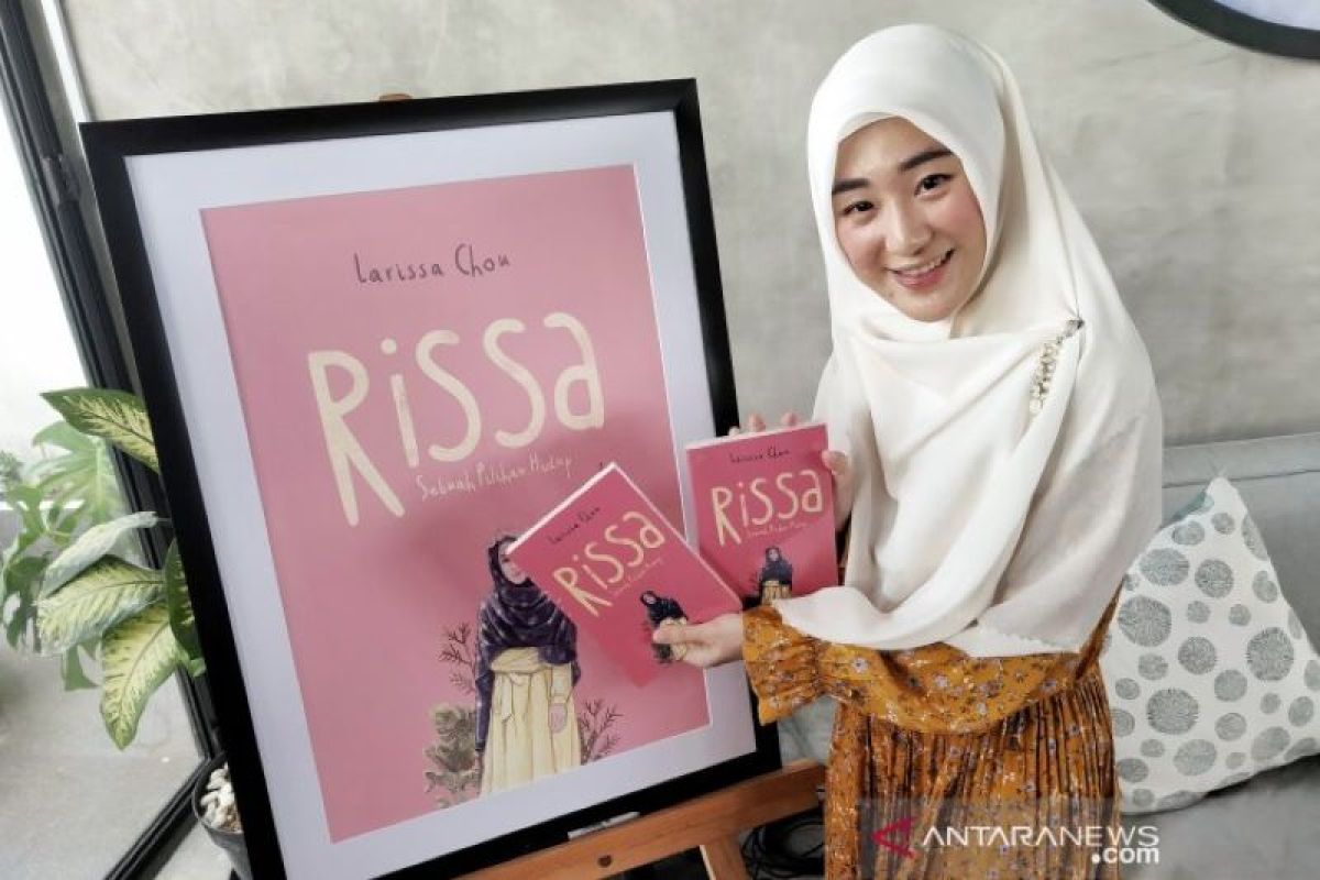 Larissa Chou tuangkan kisah jadi mualaf dalam 