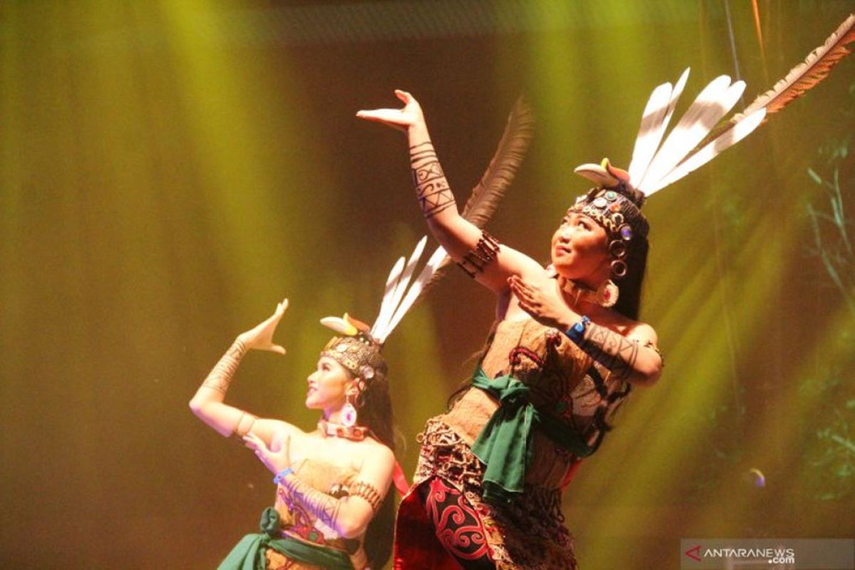 Spirit Of The Hornbill tampil memukau di Rainforest World Music Festival 2019