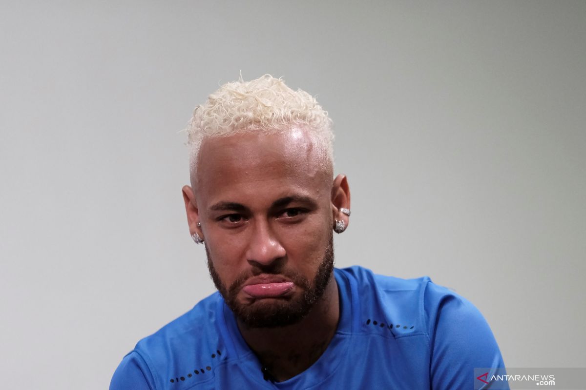 Unggah dirinya berseragam Barcelona, Neymar perkeruh situasi di PSG
