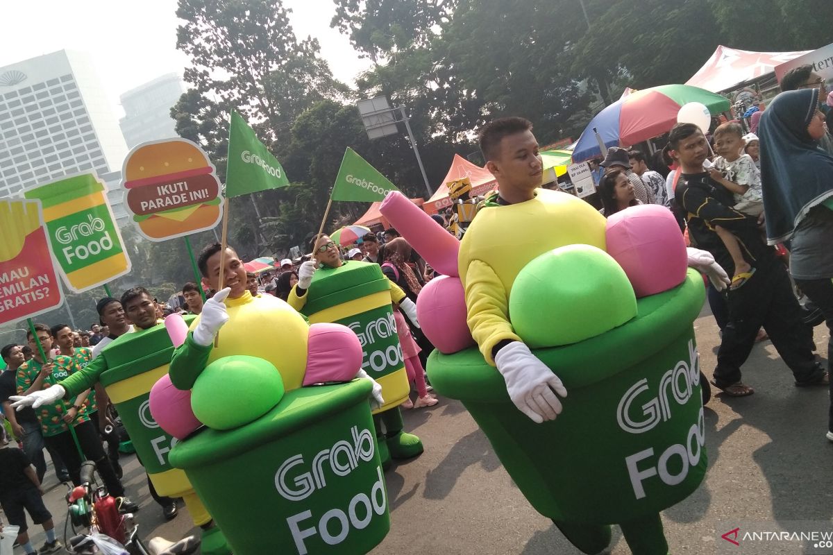 Ada pawai bagi-bagi camilan gratis di CFD Sudirman-Thamrin Jakarta