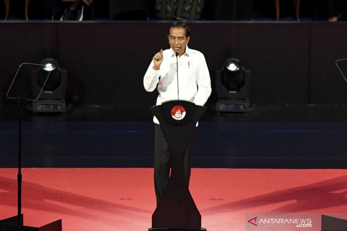 Kemarin, lima janji Jokowi hingga pertemuan dengan Prabowo