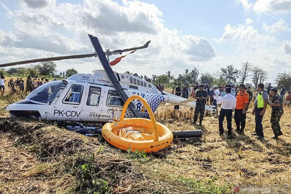 Tim amankan lokasi jatuhnya helikopter di Bandara Lombok