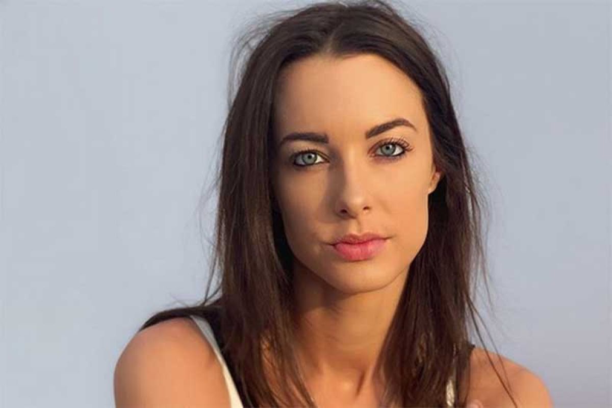 Bintang YouTube Emily Hartridge tewas dalam kecelakaan skuter