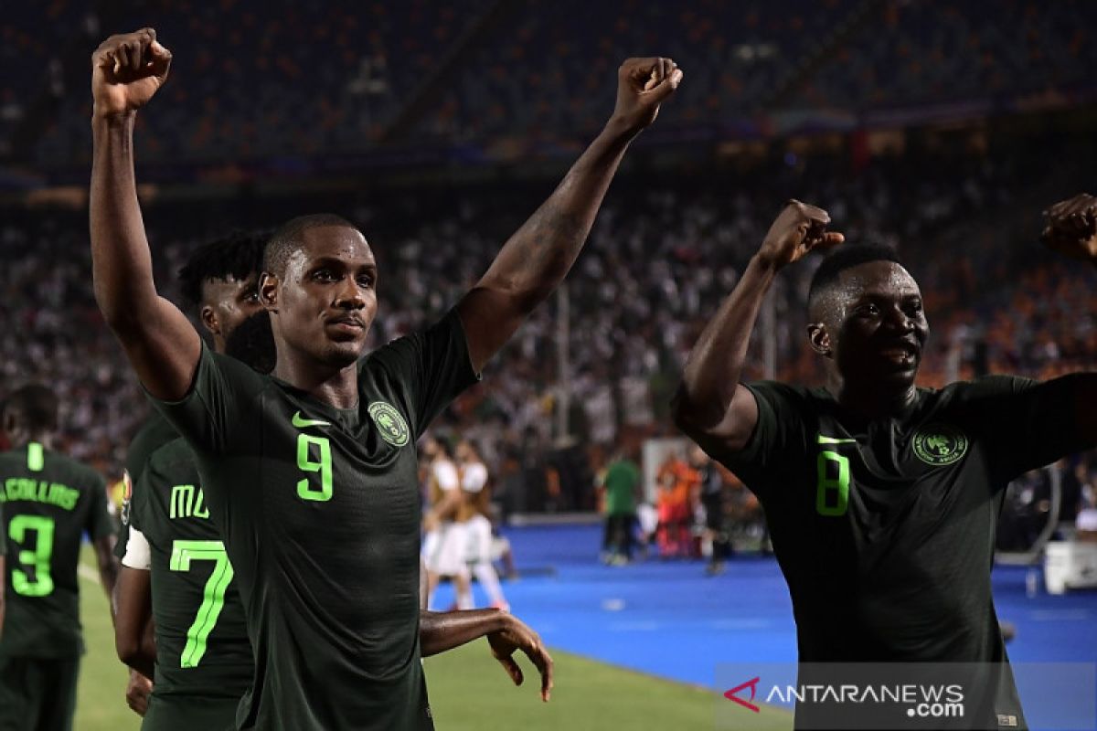 Odion Ighalo sementara pimpin daftar top skor