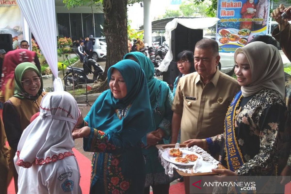 Forikan Sumbar: Jangan gunakan pakan "haram" untuk ikan air tawar