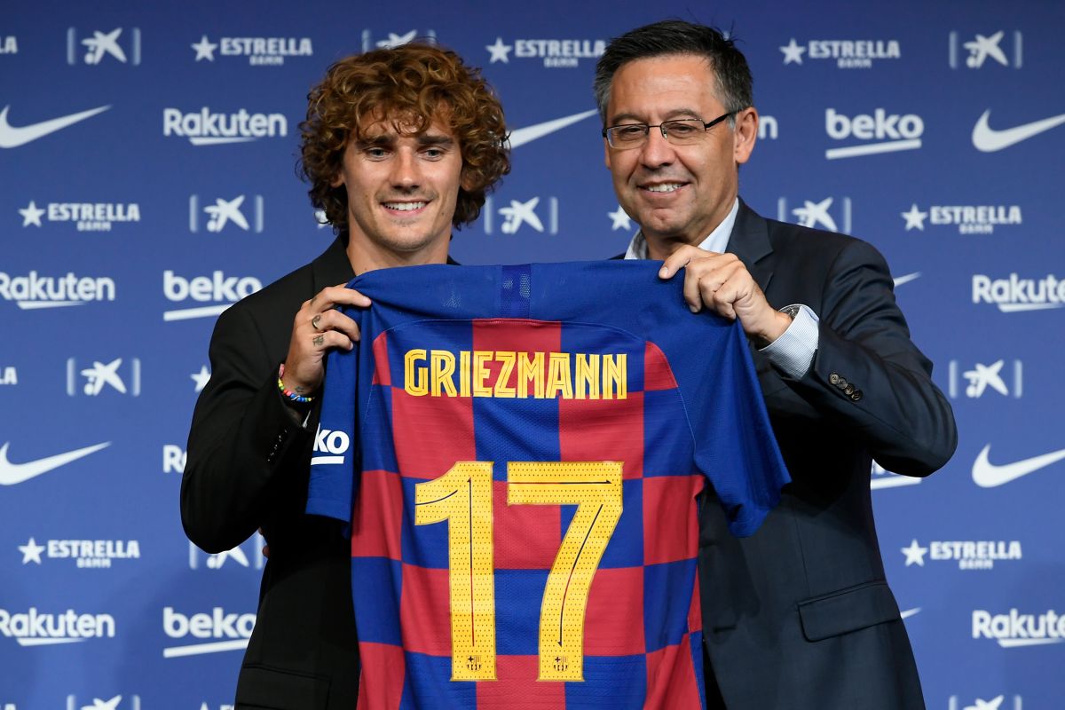 Langgar aturan datangkan Griezmann, Barcelona didenda 300 euro